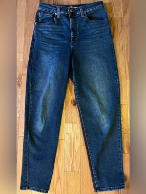 Levi’s High Waisted Mom Jeans